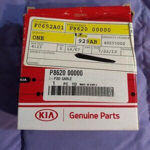 Kia - iPod Cable - NWT